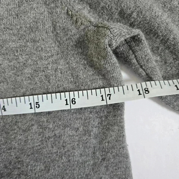 Chicos Cashmere Blend Zenergy Luxe Grey Sweater bedazzled ties sz S - Picture 7 of 8